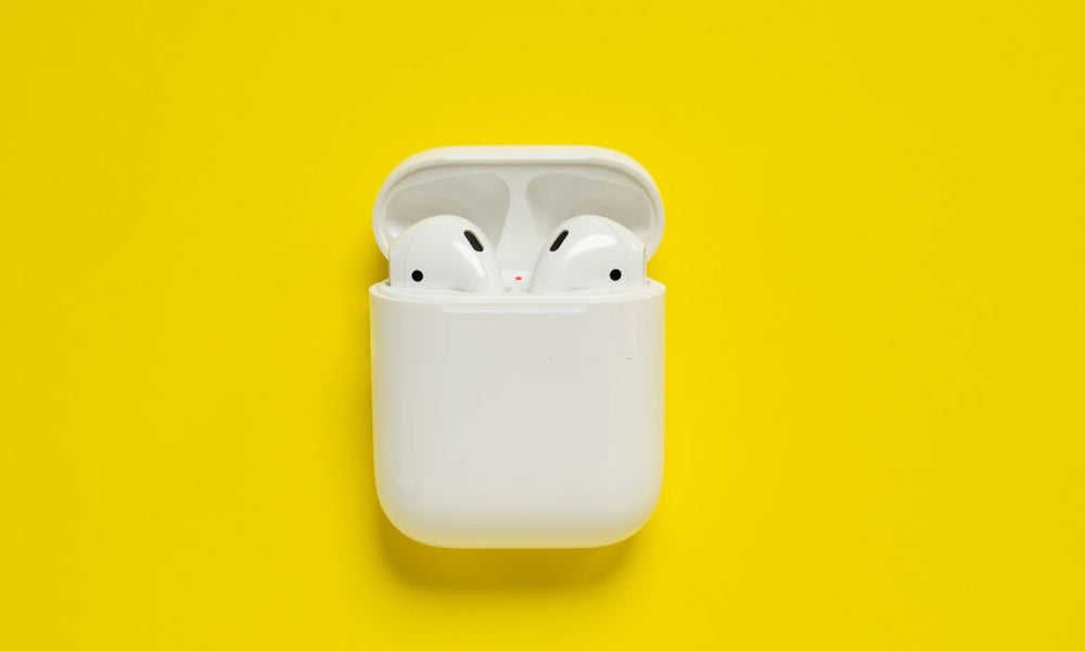 Why Are My AirPods Blinking Red?: Troubleshooting Tips